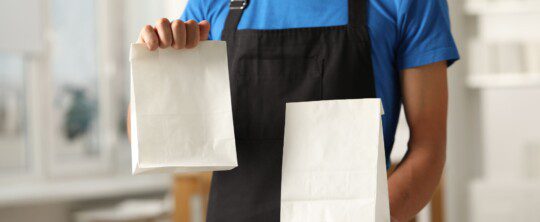 Bolsas de papel sin asas antigrasa: características, usos y beneficios