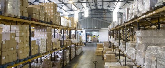 El proceso de fabricación de una bolsa de papel: técnicas, modelos y sostenibilidad